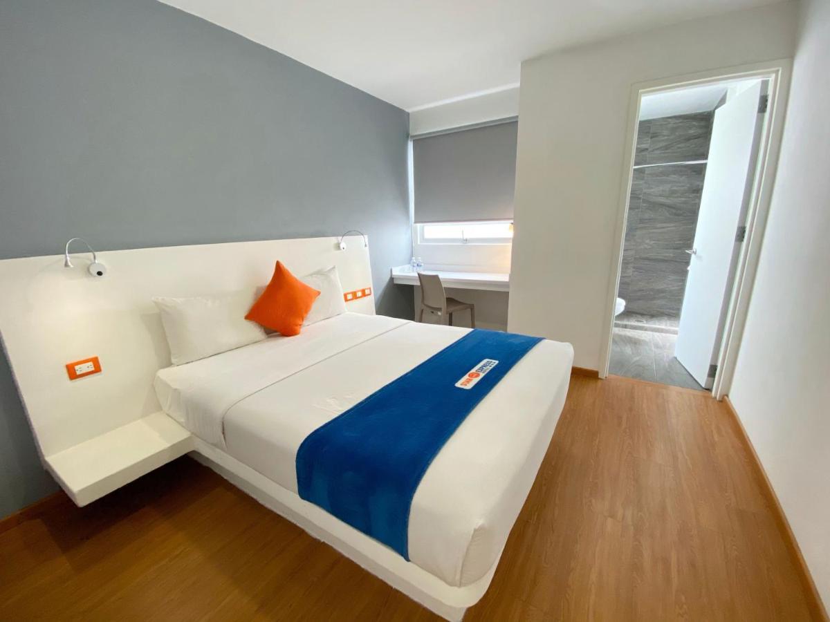 Hotel Star Express Puebla - Central Capu エクステリア 写真